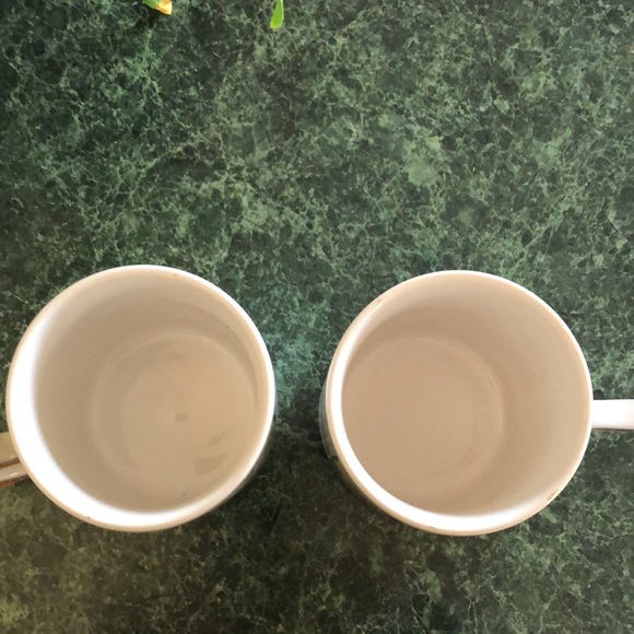 Peter Rabbit Mugs SetOf Two - Picture 6 of 7